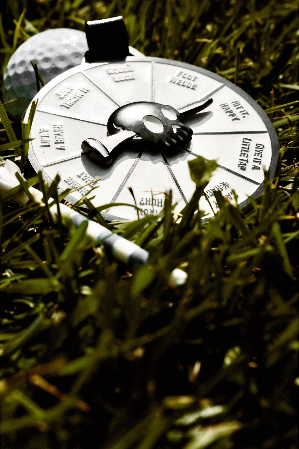 Rough Luck bag tag spinner game — fun golf game